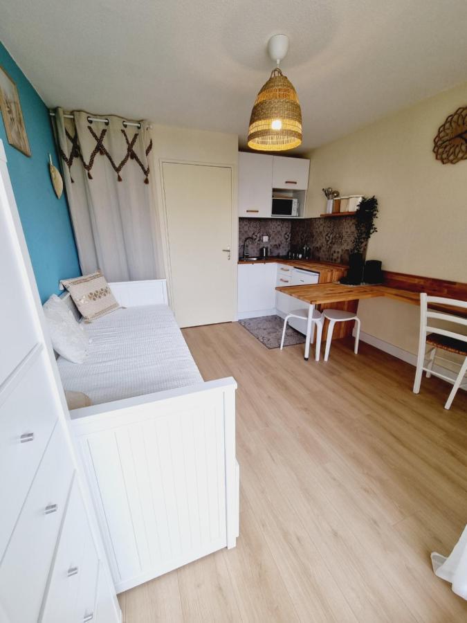 Studio Cabine Refait A Neuf A 3 Minutes A Pied De La Plage Apartment Le Grau-du-Roi Luaran gambar